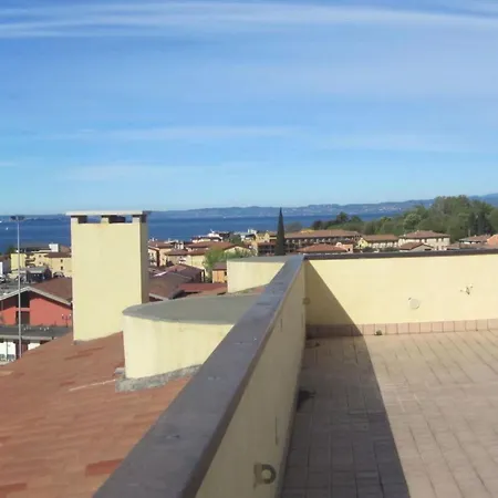 Daire La Terrazza Sul - Mit Terrasse Mit Seeblick By Interhome *