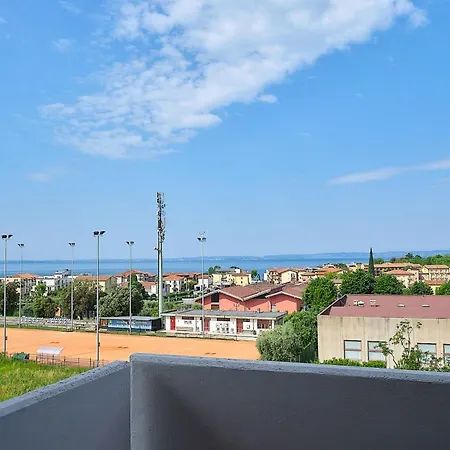 Appartement La Terrazza Sul - Mit Terrasse Mit Seeblick By Interhome
