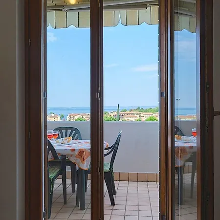Apartamento La Terrazza Sul - Mit Terrasse Mit Seeblick By Interhome