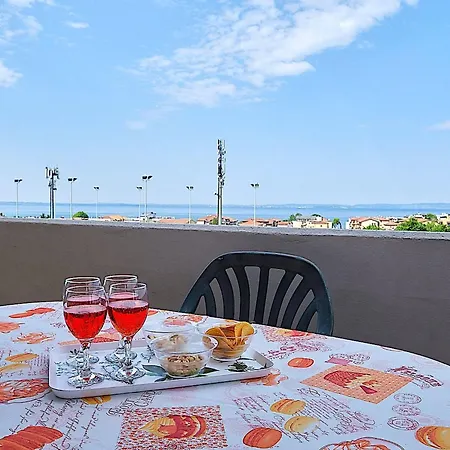 La Terrazza Sul - Mit Terrasse Mit Seeblick By Interhome Bardolino
