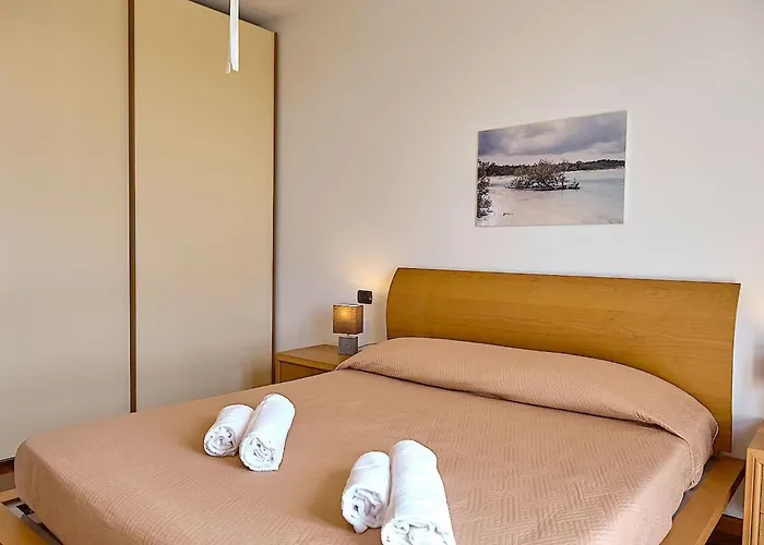 アパート La Terrazza Sul - Mit Terrasse Mit Seeblick By Interhome