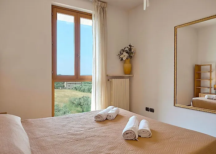 La Terrazza Sul - Mit Terrasse Mit Seeblick By Interhome アパート