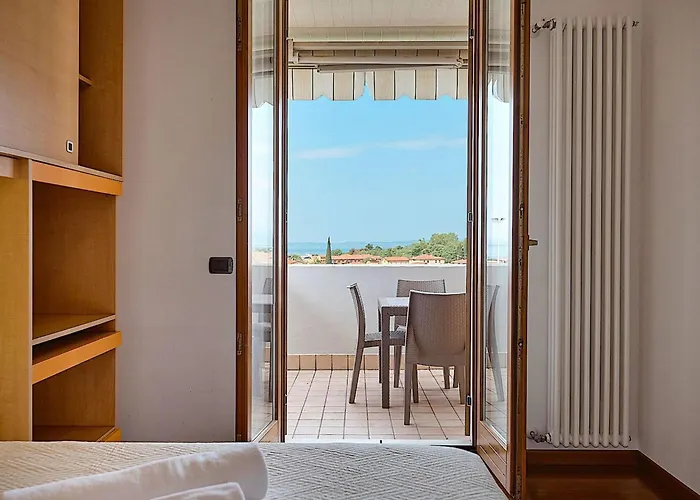 La Terrazza Sul - Mit Terrasse Mit Seeblick By Interhome * バルドリーノ